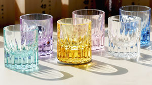 Vaso de whisky de <span class=keywords><strong>cristal</strong></span> K9 de alta calidad, vaso de <span class=keywords><strong>cristal</strong></span> cortado a mano de Color <span class=keywords><strong>amarillo</strong></span> claro, rosa, púrpura y azul, 200ml para beber en frío - Product Image 3