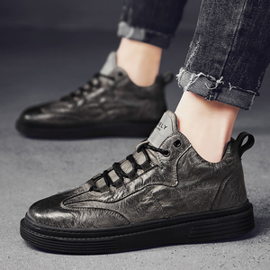 Baskets mode lumineux en gros épaisse semelle souple hommes femmes chaussures plates chaussures décontractées - Product Image 3