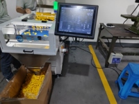 VB224 Machine de comptage automatique robuste à vision pour diverses petites pièces, fixations, boutons, connecteurs électroniques – Comptage et emballage