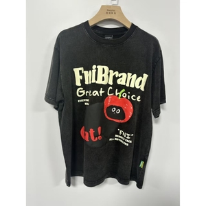 T-shirt noir en coton 100% tricoté surdimensionné et délavé avec un motif de pomme de dessin animé - Tee-shirt vintage streetwear FniBrand - Product Image 2