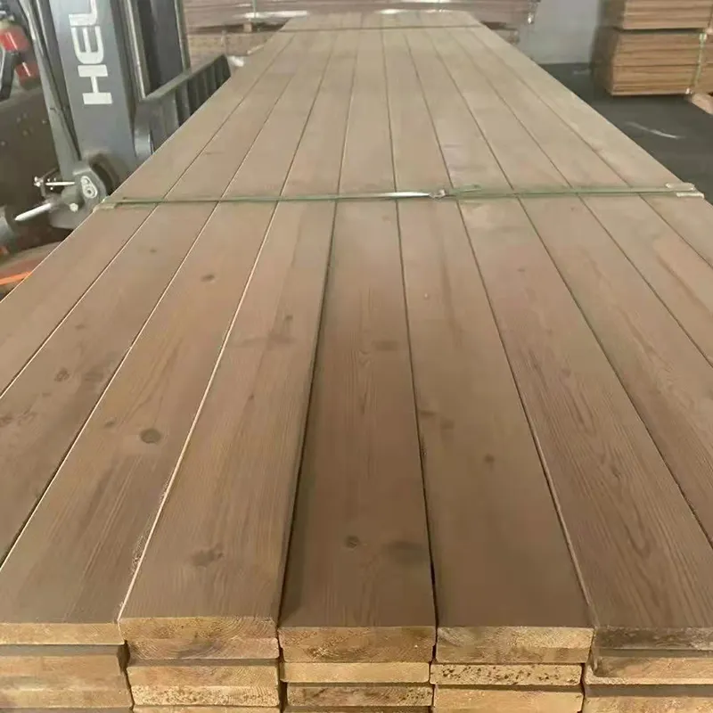 Carbonized Panas Diperlakukan Panas Thermowood Lapisan Dinding Dekorasi Kayu Langit-langit Kayu Pinus Strip SYP Jerman Cemara Larch Pinus