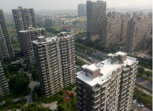 Peinture d'isolation thermique acrylique à base d'eau, résistante aux intempéries, imperméabilisante pour toiture métallique et toiture en béton - Product Image 5