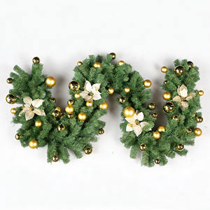 Decorazione Natalizia Ghirlanda in Rattan PVC Ecologico 2,7 Metri per Centri Commerciali e Hotel - Product Image 2