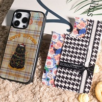 Coque de téléphone à panneau arrière magnétique remplaçable pour Iphone17/17pro/17promax/17air avec le chat doré