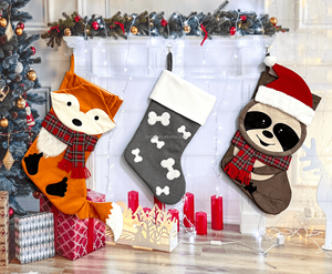 Meias de Natal Fofas para Pets: Bolsas de Presente de Pelúcia para Cães, Gatos, Raposas e Preguiças – Decoração de Natal e Sacolas para Petiscos de Animais de Estimação - Product Image 4