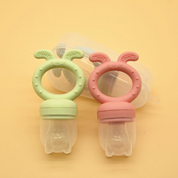 Mangeoire à fruits pour bébé sans BPA avec 3 pochettes en silicone de différentes tailles