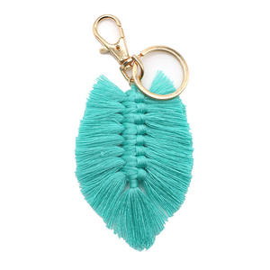 Nouveau fabriqué à la main tressé plume glands porte-clés sac à dos sac à main portefeuille décor macramé plume porte-clés pour les femmes - Product Image 3