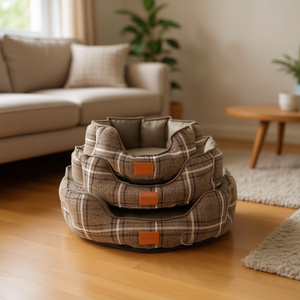 Coussin pour animaux de compagnie en lin à carreaux marron avec sept coins carrés à fossettes - Product Image 3