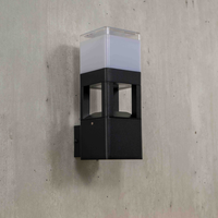 Lampe murale extérieure LED étanche en aluminium moulé sous pression, carrée noire, avec diffuseur en polycarbonate pour jardin et villa