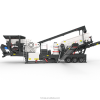 Henan Hongxing pneu roues type station de concasseur à mâchoires mobile pour la production d'agrégats et de sable 4 en 1 alibaba concasseur de pierres mobile