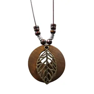Colar de madeira vintage com pingente de folhas de coruja, colar de metal oco para presente feminino, colar longo de corda de cera, estilo étnico