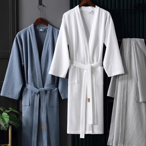 <span class=keywords><strong>Bata</strong></span> <span class=keywords><strong>Mujer</strong></span> Dormir <span class=keywords><strong>Bata</strong></span> de baño esponjosa Spa Hombres Etiqueta privada Batas de gofres de <span class=keywords><strong>mujer</strong></span> personalizadas - Product Image 2
