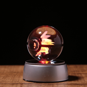 Mega Charizard K9 Crystal Poke Ball avec gravure laser 3D et lumière Cadeau pour enfants - Product Image 2