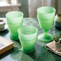 Vintage gekleurde wijnfles met Europees reliëf bloemenpatroon, machinaal geperst, milieuvriendelijk, vaatwasserbestendig, 250ml inhoud, voor feesten