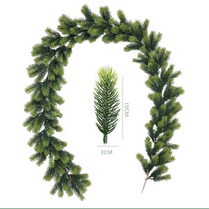 Ghirlanda Natalizia Artificiale Non Illuminata per Uso Interno o Esterno, Decorazione per le Feste di Alta Qualità Verde Morbido - Product Image 4