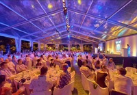 Tente de mariage de luxe de haute qualité avec auvent en acier, design modulaire pour scène et exposition