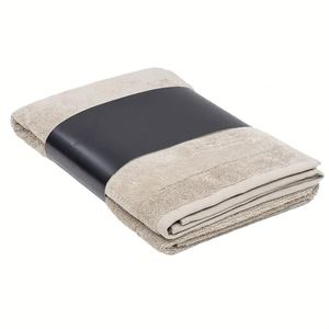 Toalla de Ducha de Lujo LOOKS WOLFGANG JOOP, 100% Algodón, Color Sólido, 70x140cm, con Colgador y Logotipo Bordado, Beige Oscuro - Product Image 1