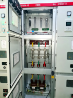 Appareillage de commutation intérieur haute tension en acier inoxydable KYN28 12kV, courant nominal 630A-3150A, IP4X, personnalisé pour les postes de transformation