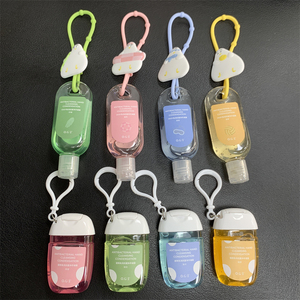 Desinfectante de Manos Líquido Portátil Reutilizable a Base de Alcohol con Llavero y Logotipo Personalizado, Fórmula sin Agua de 30 ml de Capacidad - Product Image 1
