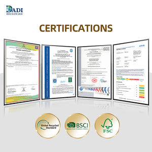 カスタムハンガー卸売ハンガー66本入り衣類ハンガー赤褐色チーク材丸棒付きスーパーマーケット・小売店向け - Product Image 3