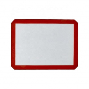 <span class=keywords><strong>Tapis</strong></span> <span class=keywords><strong>de</strong></span> <span class=keywords><strong>cuisson</strong></span> en silicone en gros pas cher <span class=keywords><strong>60x40</strong></span> <span class=keywords><strong>Tapis</strong></span> <span class=keywords><strong>de</strong></span> <span class=keywords><strong>cuisson</strong></span> <span class=keywords><strong>de</strong></span> haute qualité pour le pain en silicone et doublure en fibre <span class=keywords><strong>de</strong></span> verre - Product Image 3
