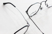 Nouveauté 2025 – Lunettes optiques unisexes classiques et tendance, monture œil-de-chat en titane, photochromiques, anti-lumière bleue, légères