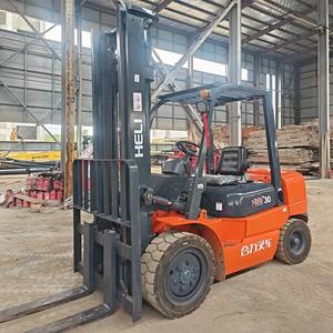 Günstiger Gebrauchter HELI 3-Tonnen-Gabelstapler mit Dieselmotor, 4x4-Antrieb, Radlader, Palettenhubwagen, Ladeausrüstung, Gebrauchte Gabelstapler - Product Image 1