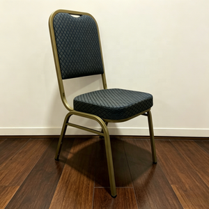 Chaise de banquet empilable en fer de haute qualité au design luxueux pour hôtel, événement, fête, célébration, <span class=keywords><strong>salle</strong></span>, restaurant - Product Image 1