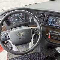Chine CAMC remorque tête camion T H9 6x4 430HP CNG tracteur camion avec pièces de rechange