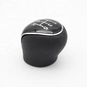 หัวเกียร์รถแบบแมนนวลสีดำสำหรับอุปกรณ์แต่งรถด้วยความเร็วฟอร์ด5/6 - Product Image 4