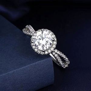 Anillo de Diamante Moissanita Brillante, Anillo Abierto de Plata con Microincrustaciones de Circonio, Anillo de Boda Ajustable para Mujer - Product Image 4