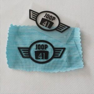 Étiquette thermocollante sans MOQ, patch en silicone personnalisé à transfert thermique, vente limitée, pour vêtements, fabriqué en Chine - Product Image 3