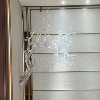 Grande sculpture artistique suspendue en résine transparente pour hall d'hôtel, bureau de vente, villa, salle d'exposition intérieure