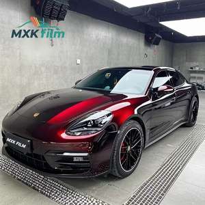 Rouleaux de film vinyle pour voiture en fibre de <span class=keywords><strong>carbone</strong></span> caméléon bleu, vert aventurine, TPU noir fantôme, camouflage, noir rouge brillant - Product Image 1