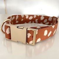 Usine personnalisée 100% Nylon luxe Style collier de chien de compagnie avec boucle en métal colliers tactiques pour chiens chats entraînement en plein air marche