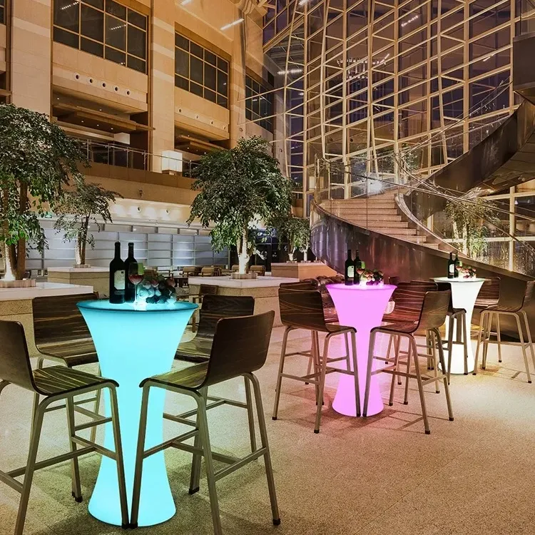 Muebles de barra LED, mesas de fiesta para club nocturno, evento, banquete, taburetes de Bar portátiles, mesa de cóctel brillante de 16 colores, mesa RGB moderna