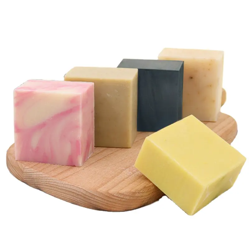 Produzione di saponette organiche personalizzate all'ingrosso con etichetta privata fatte a mano per il bagno sapone per il corpo sbiancante sapone al latte di capra