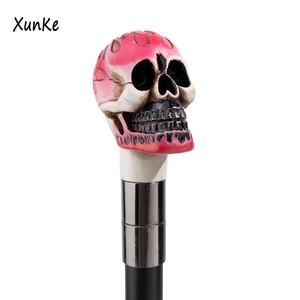 Canne de Marche Crâne Flamme Rose Noire en Résine Personnalisée Cadeau d'Halloween Canne de Marche Décorative Créative d'Horreur - Product Image 3