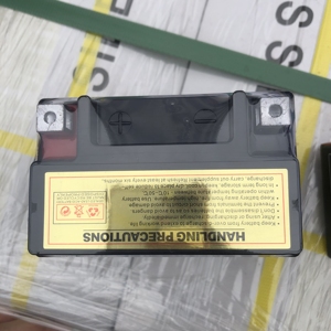 แบตเตอรี่สำรองพลังงานสำหรับรถจักรยานยนต์ OEM ZUNCI รุ่น YTX5L-BS 12V 5AH แบตเตอรี่ตะกั่วกรดปิดผนึก 12V5 YTZ5 แบตเตอรี่สำรองพลังงาน OEM ZUNCI สำหรับรถจักรยานยนต์ - Product Image 5