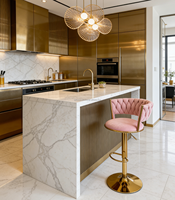 Tabouret de bar moderne ergonomique en velours tufté diamanté avec cadre doré, pivotant à 360 degrés et hauteur réglable pour cuisine, salle à manger, café
