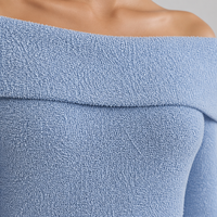 Robe en tricot pour femme avec logo personnalisé, tricotée, manches longues, épaules dénudées, couleur unie, mode hiver, mélange de polyester, usine OEM & ODM