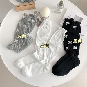 Calcetines de punto hasta la pantorrilla, color gris, antideslizantes, informales, para adultos y jóvenes de 18 a 40 años, absorbentes del sudor y resistentes a los olores - Product Image 2