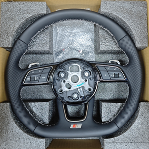 <span class=keywords><strong>Volant</strong></span> en cuir semi-perforé personnalisé <span class=keywords><strong>S</strong></span> <span class=keywords><strong>Line</strong></span> pour Audi <span class=keywords><strong>A3</strong></span> 8V A4 A5 A6 A7 B7 B8 B8.5 S3 S4 S5 B9 C7 RS5 Q5 Q7 TTRS - Product Image 5