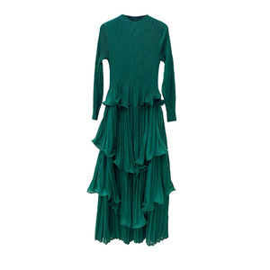 Robe Miyake Très Vendue Couleur Unie Robes Élégantes Grande Taille à Volants Superposés Longues pour Femme - Product Image 3