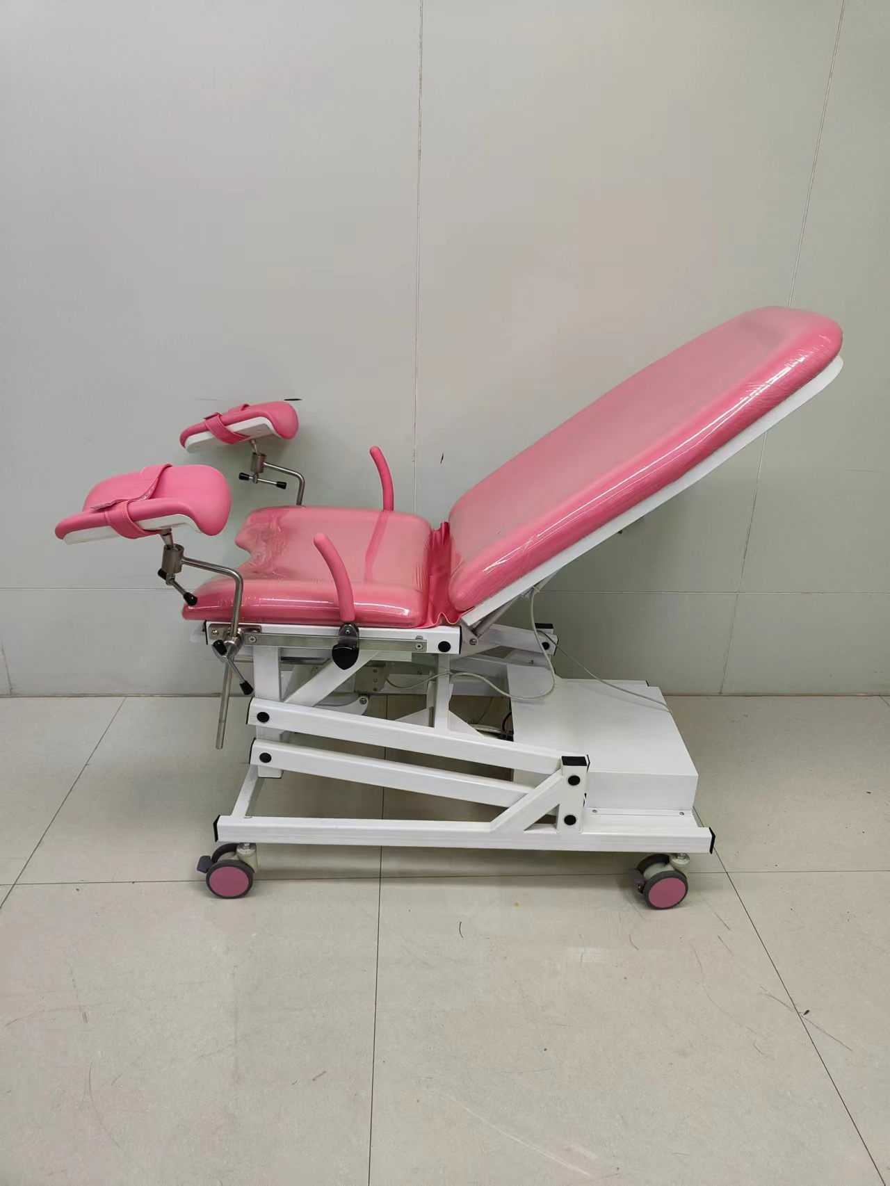 MN-OR021 Medical Equipment Surgical Operating Tables and Folding Electric Gynecological Operating Tables