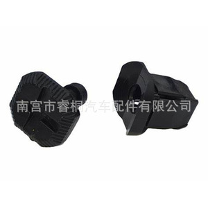 Clip de fixation en plastique pour plaque de protection de panneau de porte Saab Shuangxuan 12792092 - Product Image 1