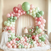 Décorations d'arche de ballons personnalisées rose et or blanc pour fête de naissance par Balloon Factory, comprenant un ensemble de ballons de 5 à 36 pouces.
