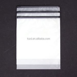 Sacs d'emballage personnalisés en PE avec fermeture éclair imprimée en héliogravure pour vêtements, sacs à fermeture éclair personnalisés, sacs à fermeture éclair givrés sur mesure - Product Image 1