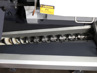 Scie à ruban à double colonne CNC entièrement automatique H-330B avec moteur de 4,0 kW pour la découpe des métaux