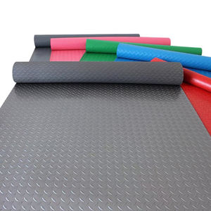 Tapetes de Plástico Antideslizantes, Antiarañazos e Impermeables con Diseño de Monedas/Puntos para Garajes y Camionetas de Carga - Product Image 1